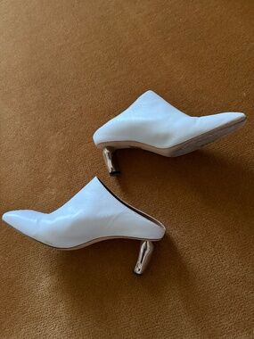 Regina Pyo White Leather Mules
